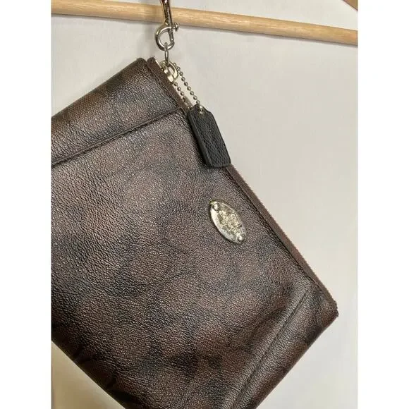 Coach Wristlet - Picture 3 of 5